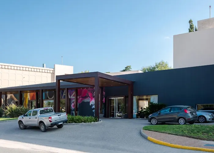 Howard Johnson Rio Cuarto Hotel Y Casino
