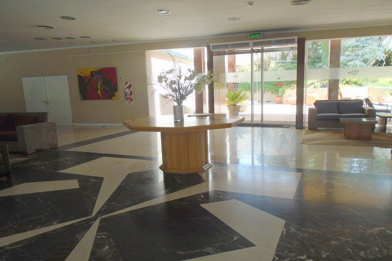Hotel Howard Johnson Y Casino Rio Cuarto